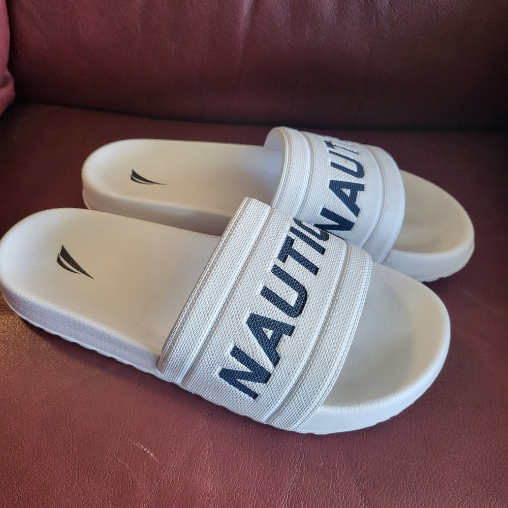 NAUTICA SLIDES